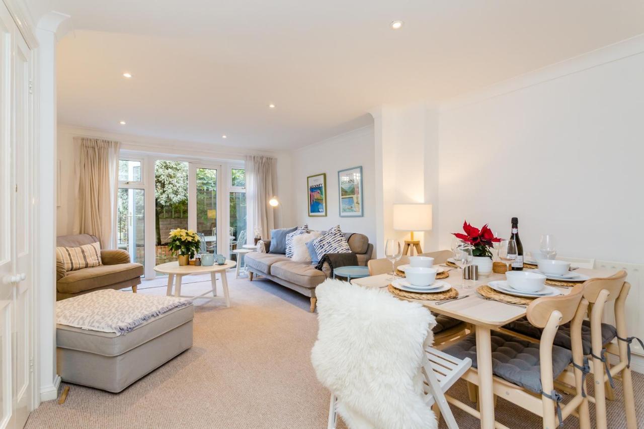 Modern Mews House With Free Parking Space, And Patio By Huluki Sussex Stays Brighton Exterior foto