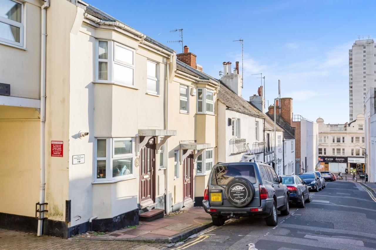 Modern Mews House With Free Parking Space, And Patio By Huluki Sussex Stays Brighton Exterior foto